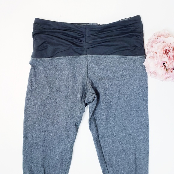 lululemon athletica Pants - Lululemon Capri Leggings Size 4